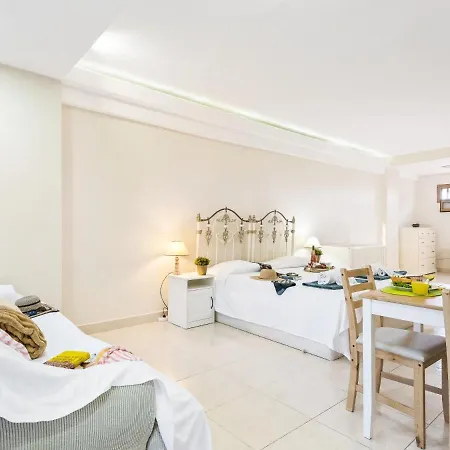 Apartamento 324 Shopping Centre Pueblo Canario